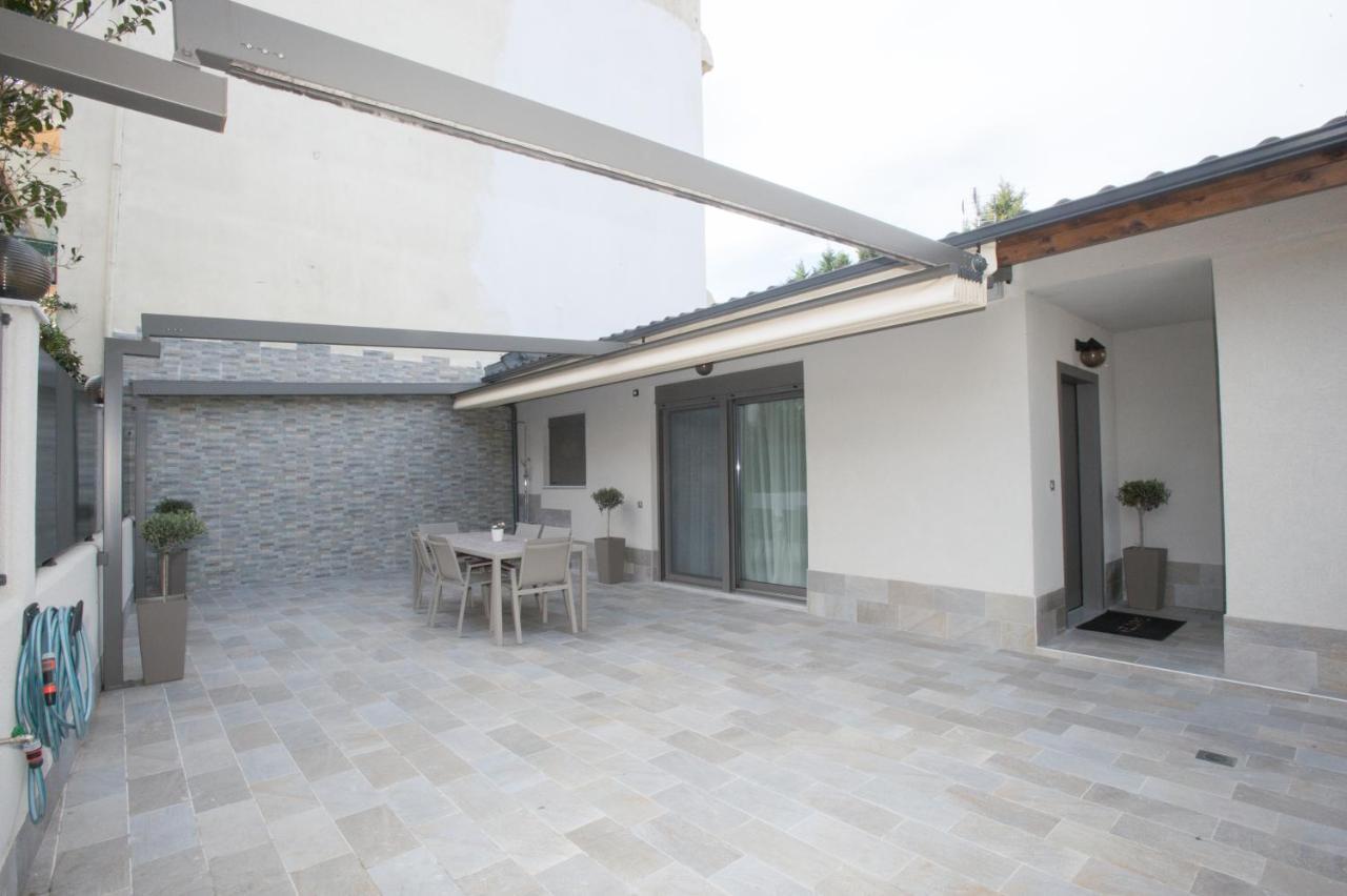 Dolphin Villa Peraia  Luaran gambar